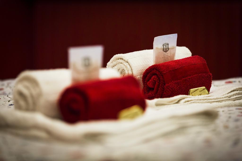 La Rosa Scarlatta Lejlighed Bergamo Eksteriør billede